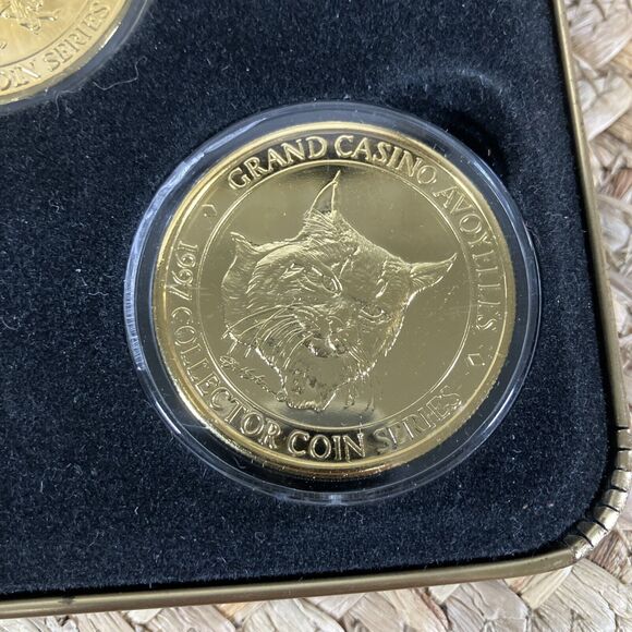 GRAND‎ CASINO 1997 WILDLIFE SERIES III 4 COIN COLLECTOR SET - Picture 2 of 6